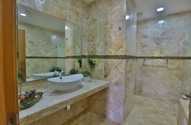 Sybaris Suites Residence Juan Dolio appartement salle de bain